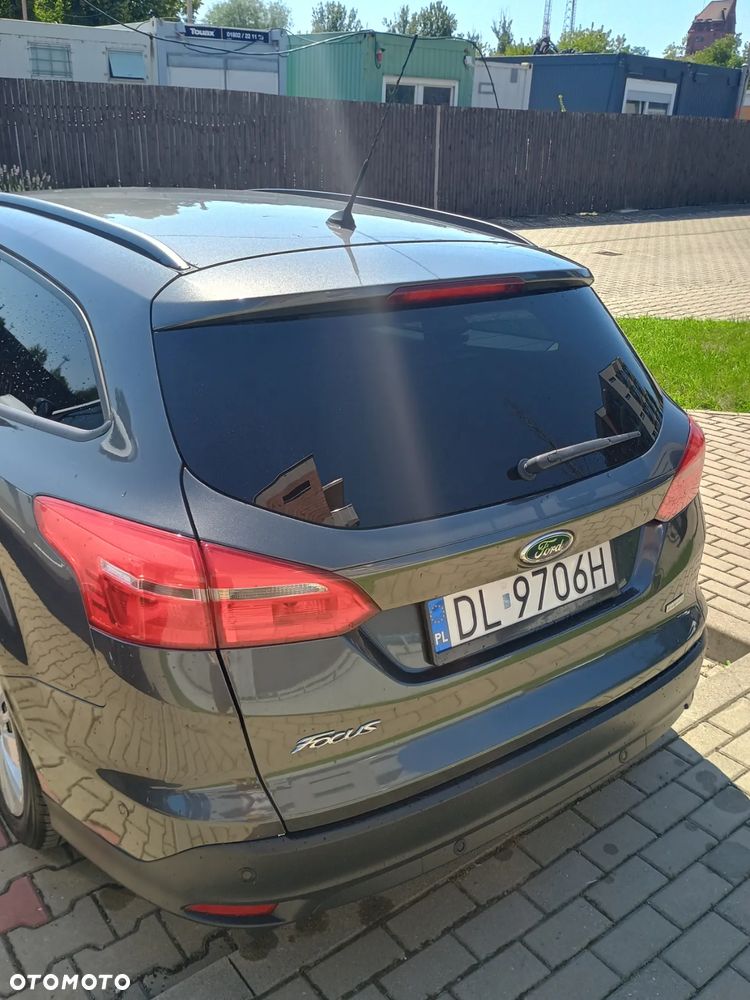 Ford Focus 1.0 EcoBoost Titanium - 6