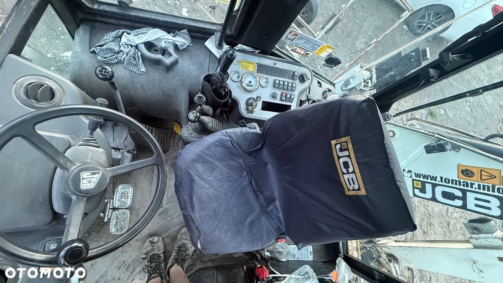 JCB 2cx - 8