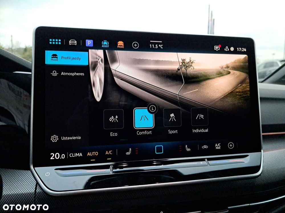 Volkswagen Golf 1.5 eTSI mHEV R-Line Plus DSG - 29