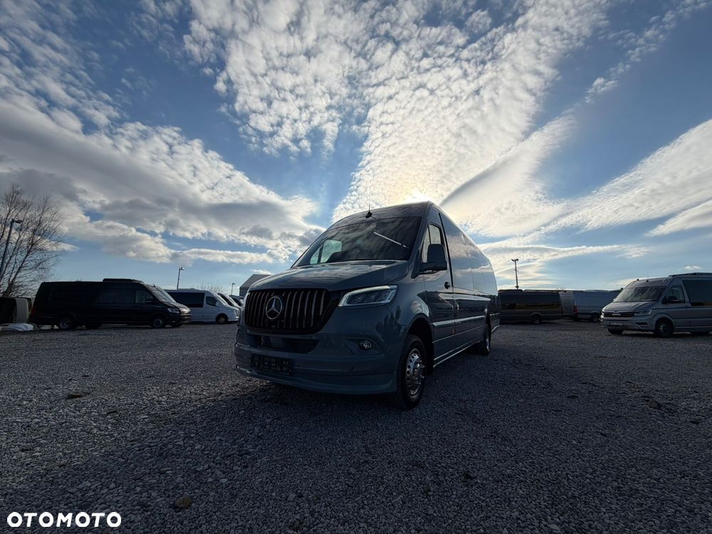 Mercedes-Benz Sprinter 519 - 11