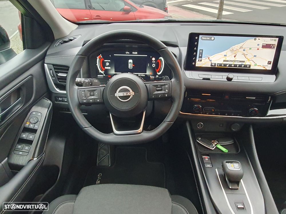 Nissan Qashqai 1.3 DIG-T N-Connecta Xtronic - 14