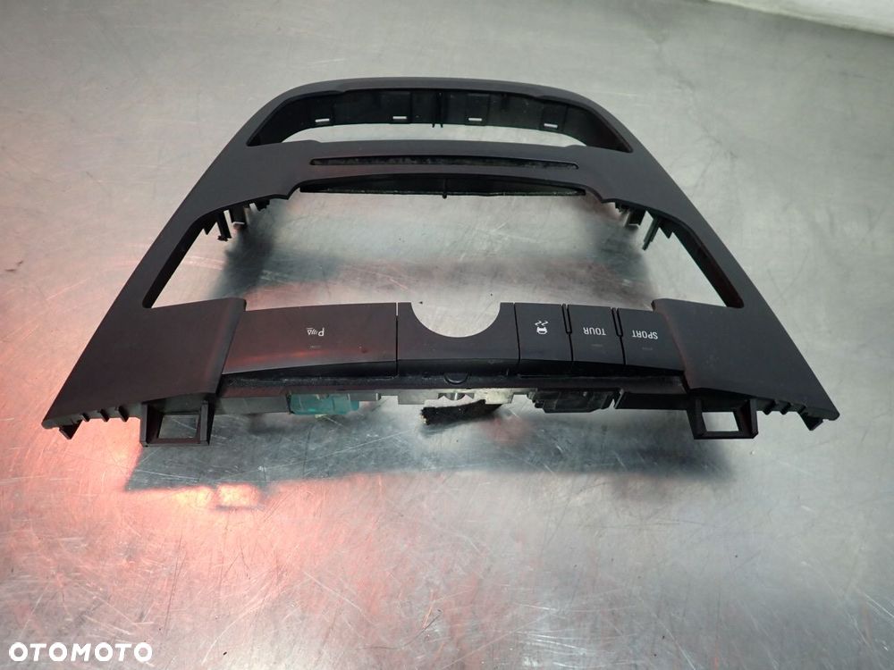 PANEL PRZEŁĄCZNIKÓW OPEL INSIGNIA A - 4