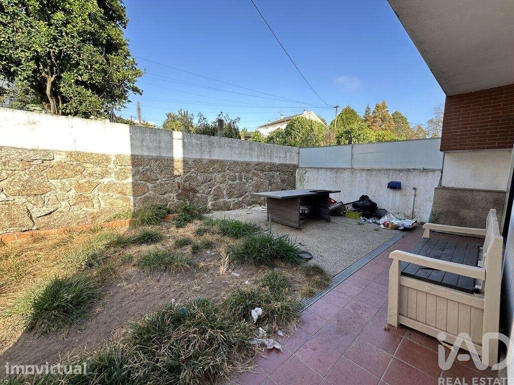 Moradia em gaveto T3 em Riba de Ave de 181,4 m2 - Grande imagem: 4/37