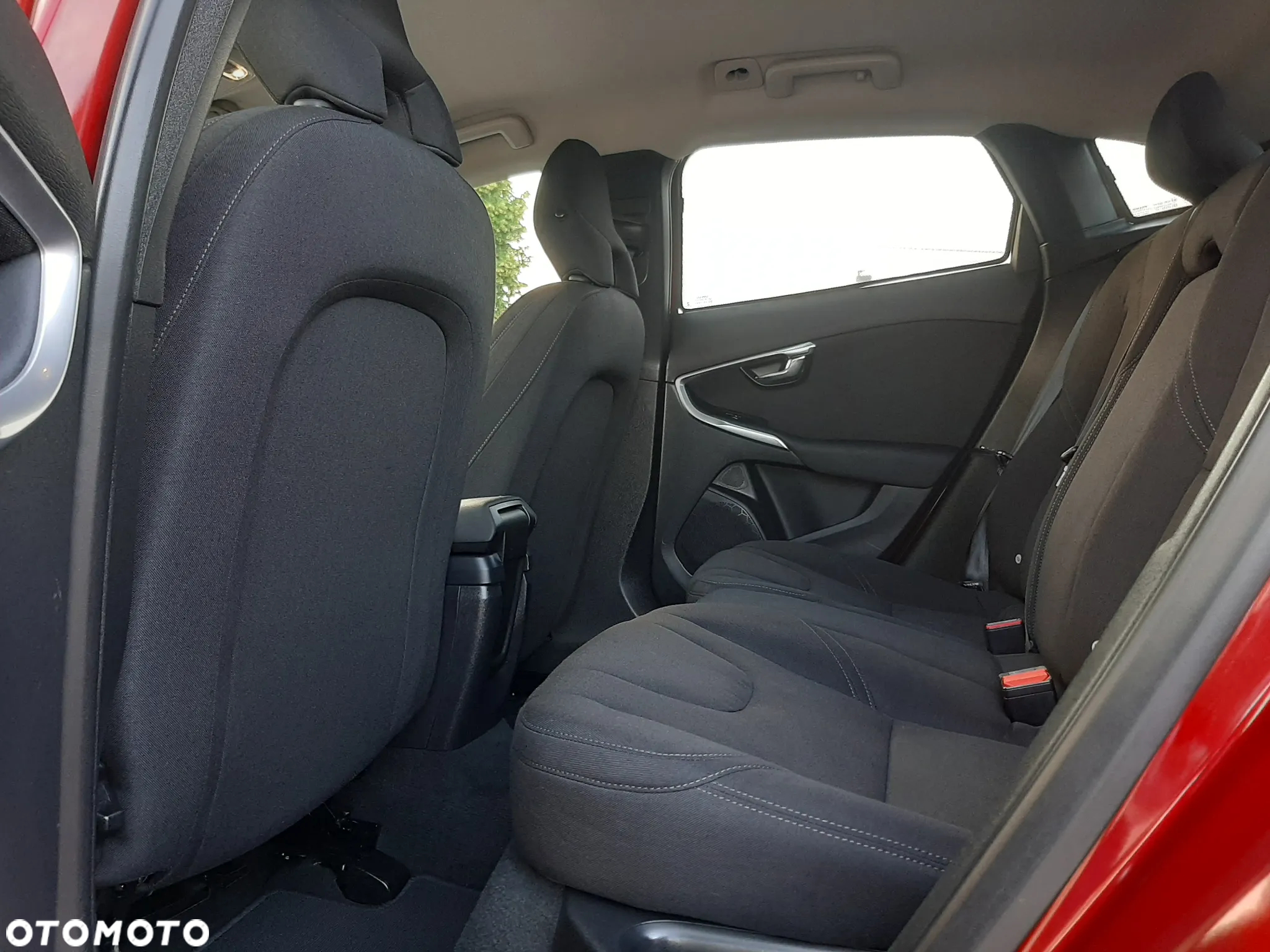 Volvo V40 - 19