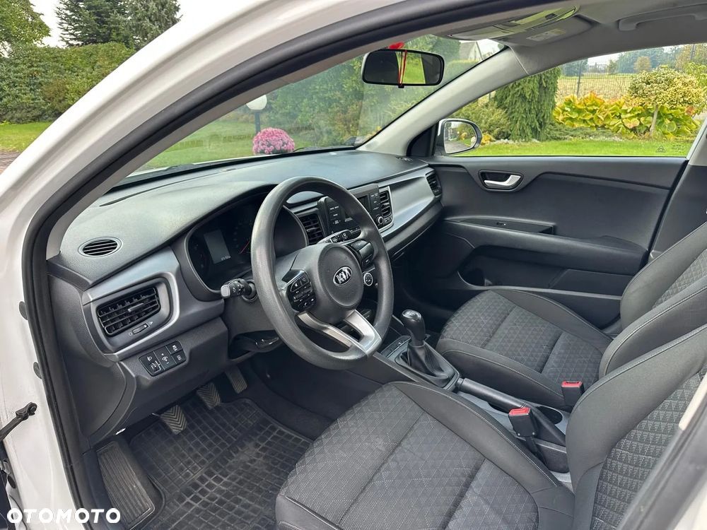 Kia Rio - 6