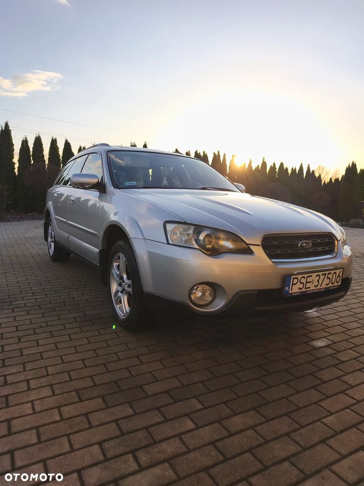 Subaru Outback 2.5i MT - 3