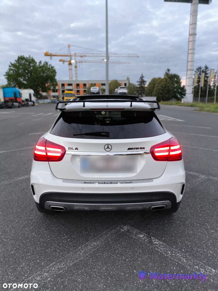 Mercedes-Benz GLA 250 4-Matic AMG Line - 7