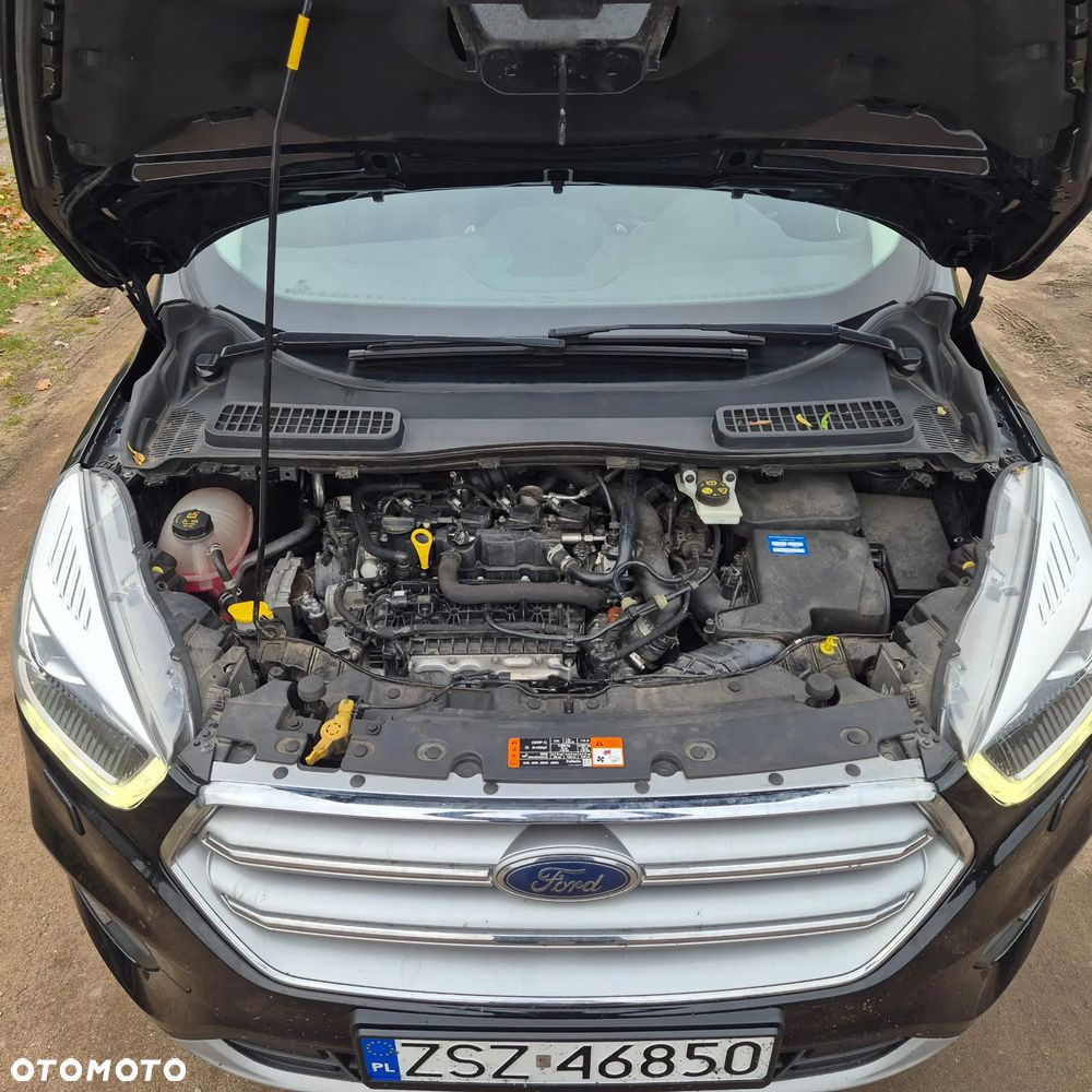 Ford Kuga - 10