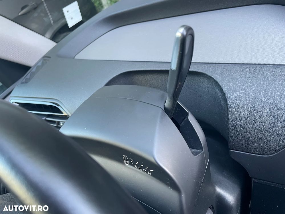 Citroën C4 Grand Picasso 2.0 e-Hdi Aut. Intensive - 21