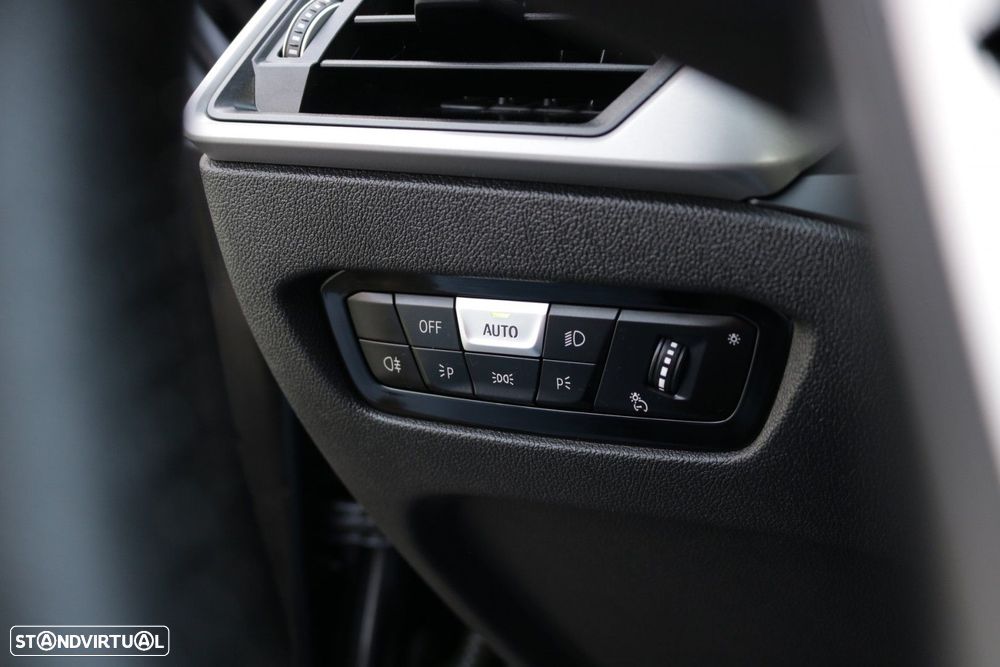 BMW 318 d Auto - 35