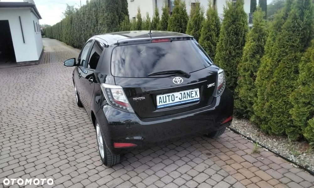 Toyota Yaris 1.33 VVT-i Edition 2014 - 14
