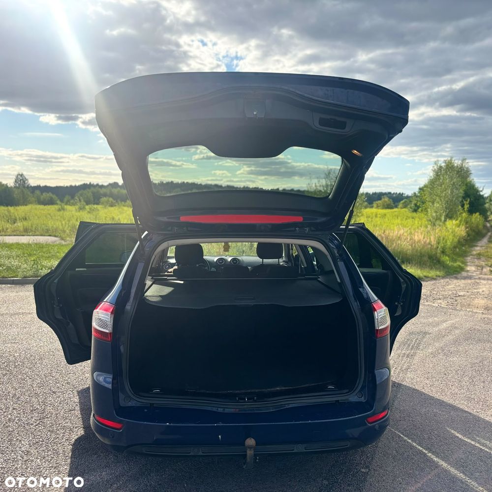 Ford Mondeo 2.0 TDCi Ambiente - 8