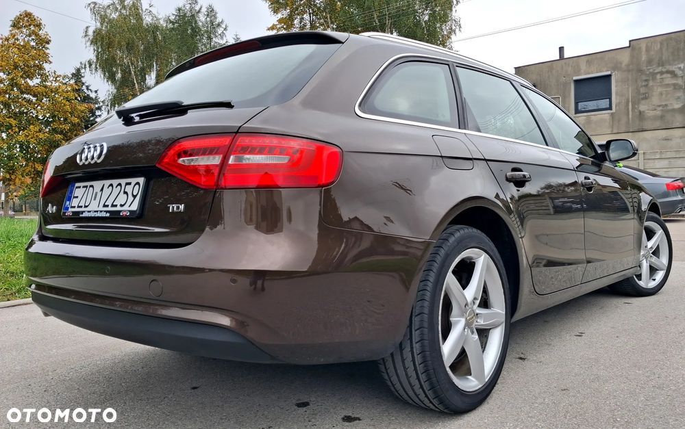 Audi A4 Avant 2.0 TDI DPF Attraction - 14