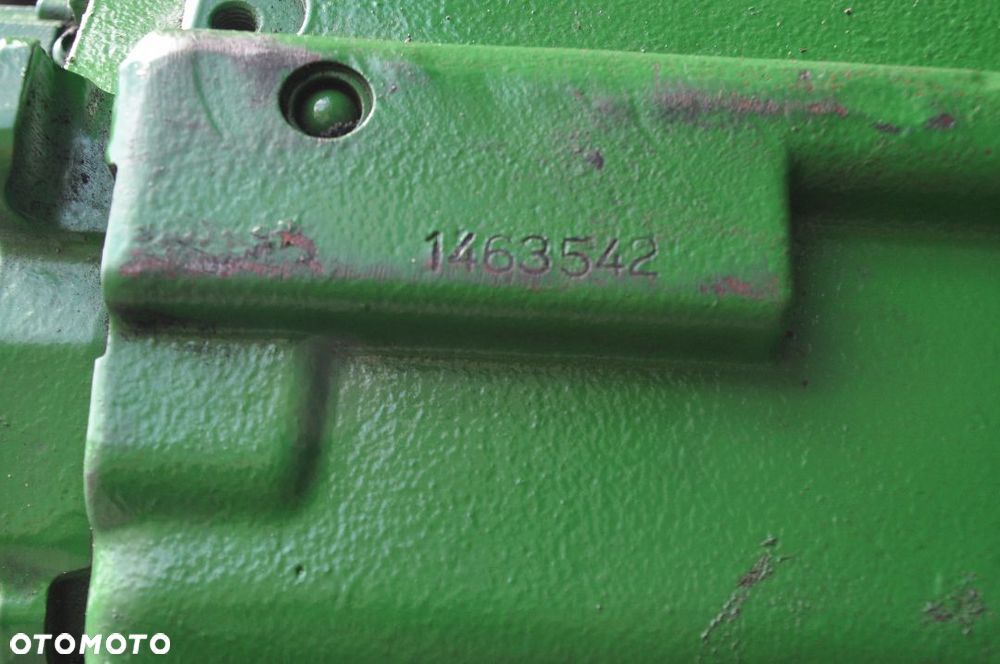 SKRZYNIA BIEGÓW JOHN DEERE 6410 NR L150672 / L150671 - 6