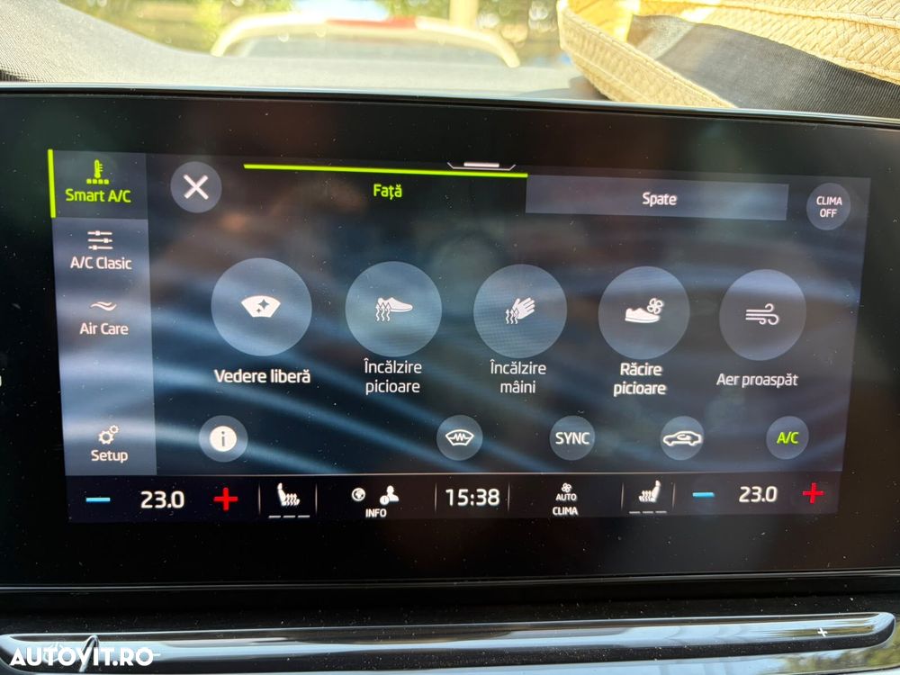 Skoda Octavia 2.0 TDI DSG Style - 28