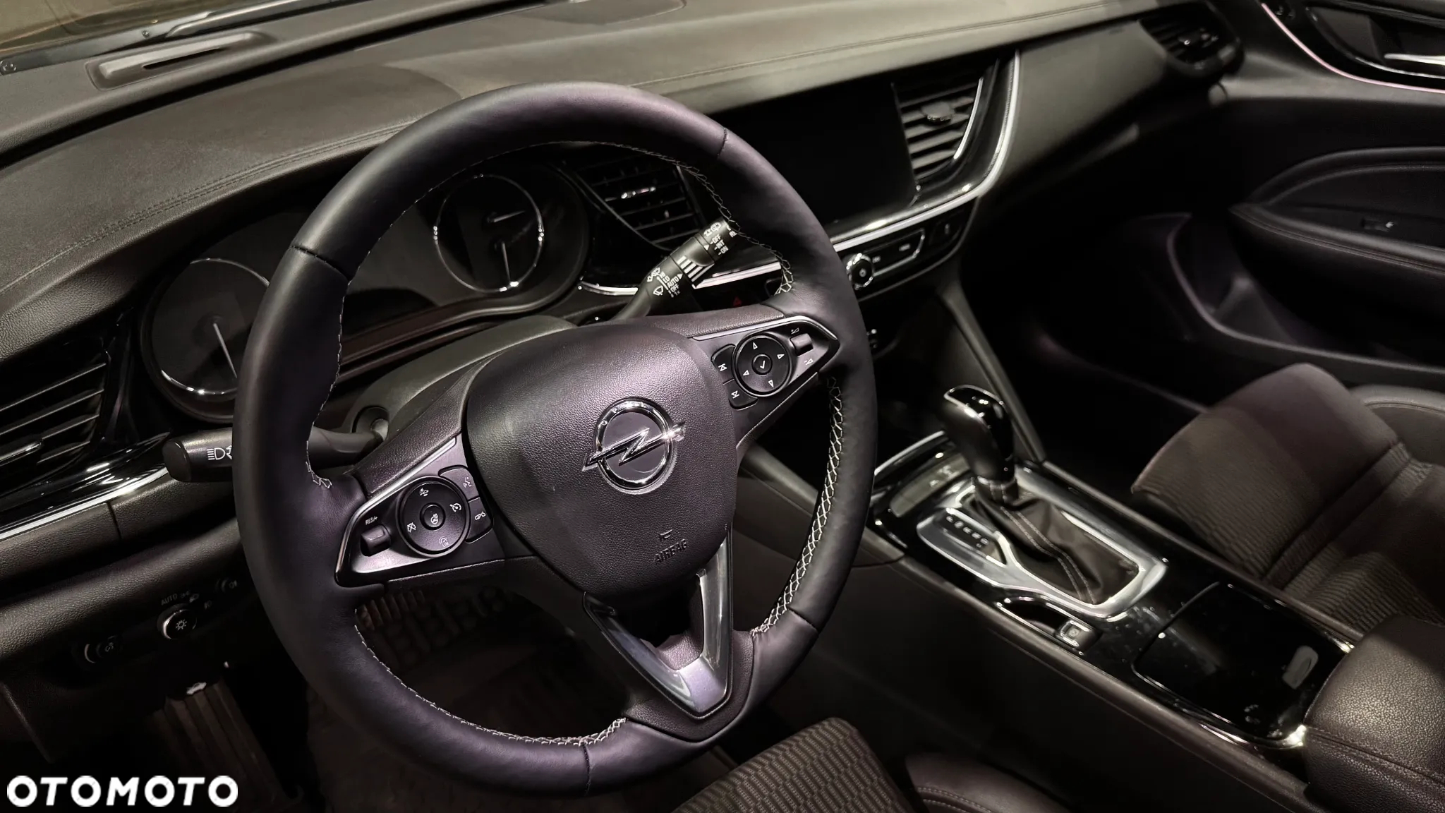 Opel Insignia - 34