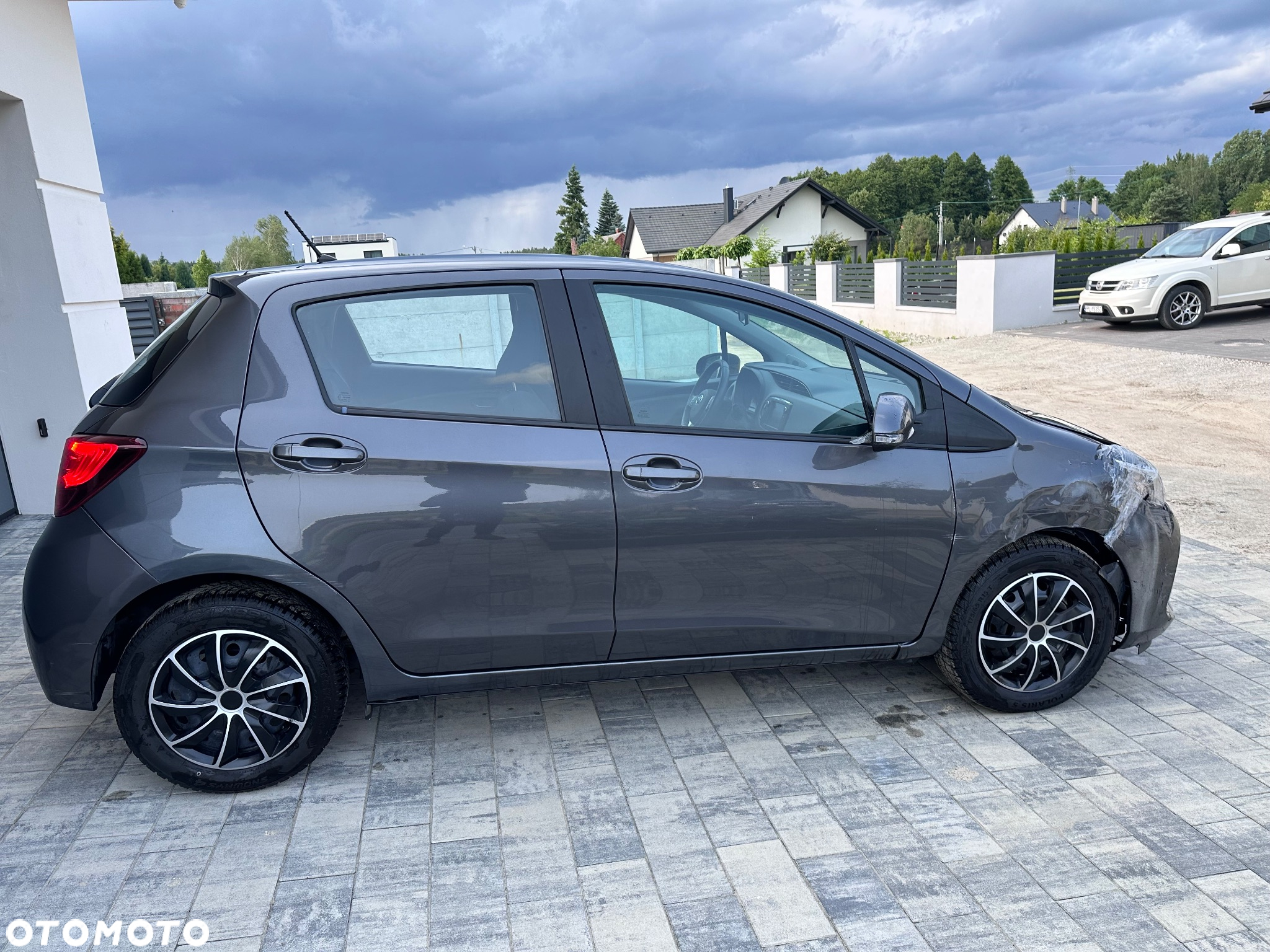 Toyota Yaris 1.33 Active - 4