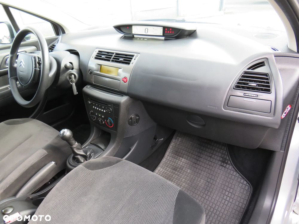 Citroën C4 1.6 VTi Impress - 35