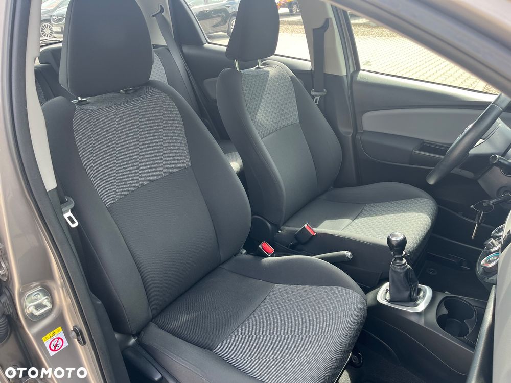 Toyota Yaris 1.33 VVT-i Edition - 21
