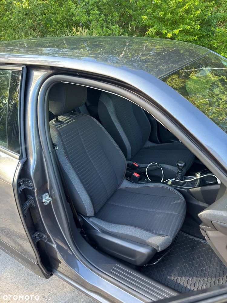 Peugeot 2008 PureTech 100 Active S&S BVM6 - 11