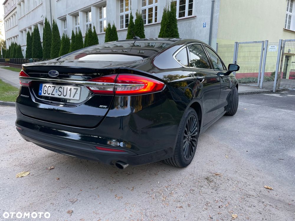 Ford Fusion - 29