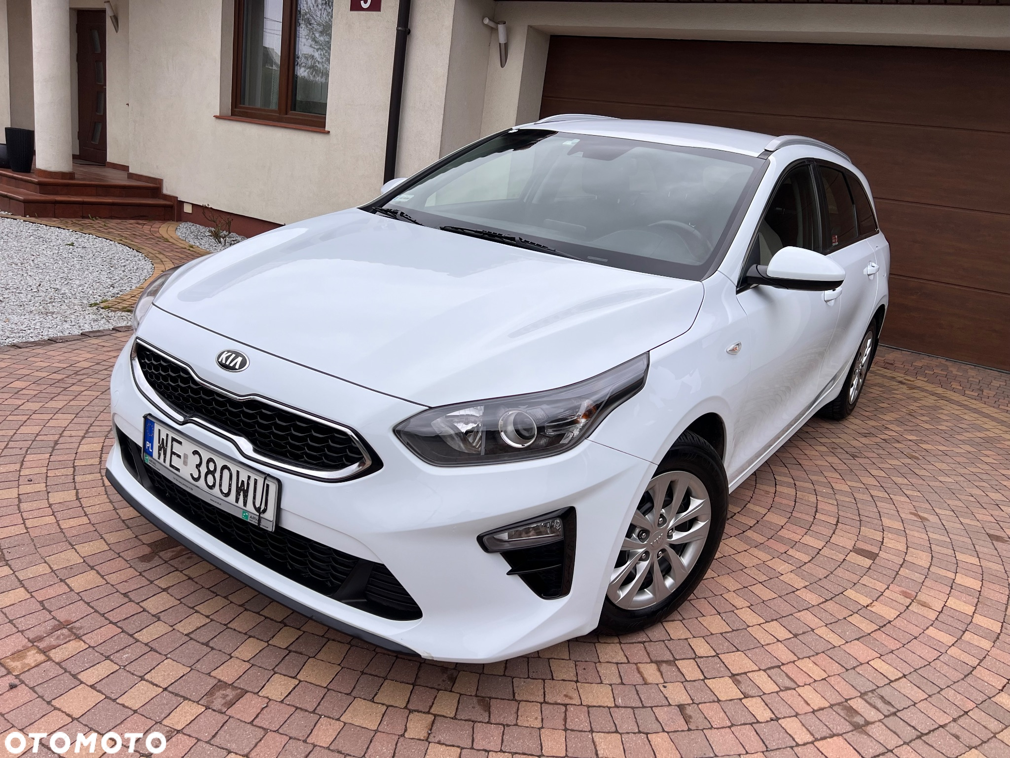 Kia Ceed 1.6 CRDi SCR M - 20