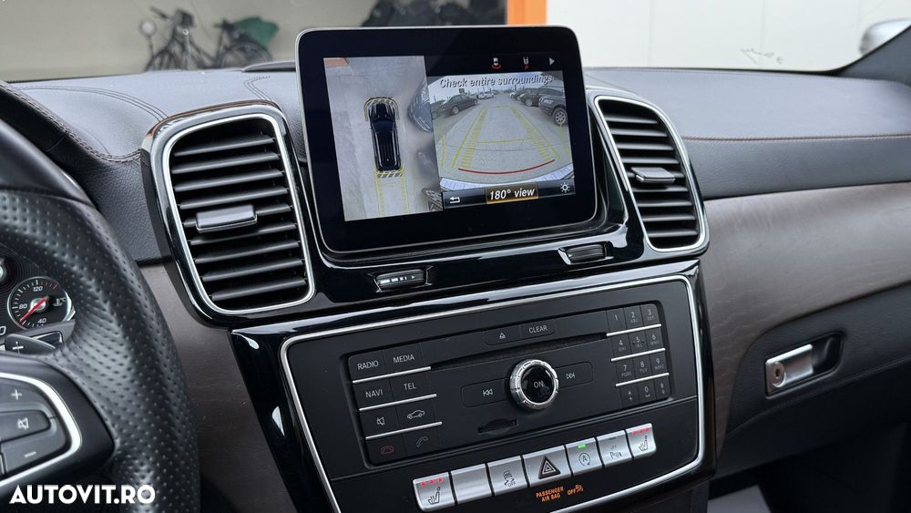 Mercedes-Benz GLE - 16