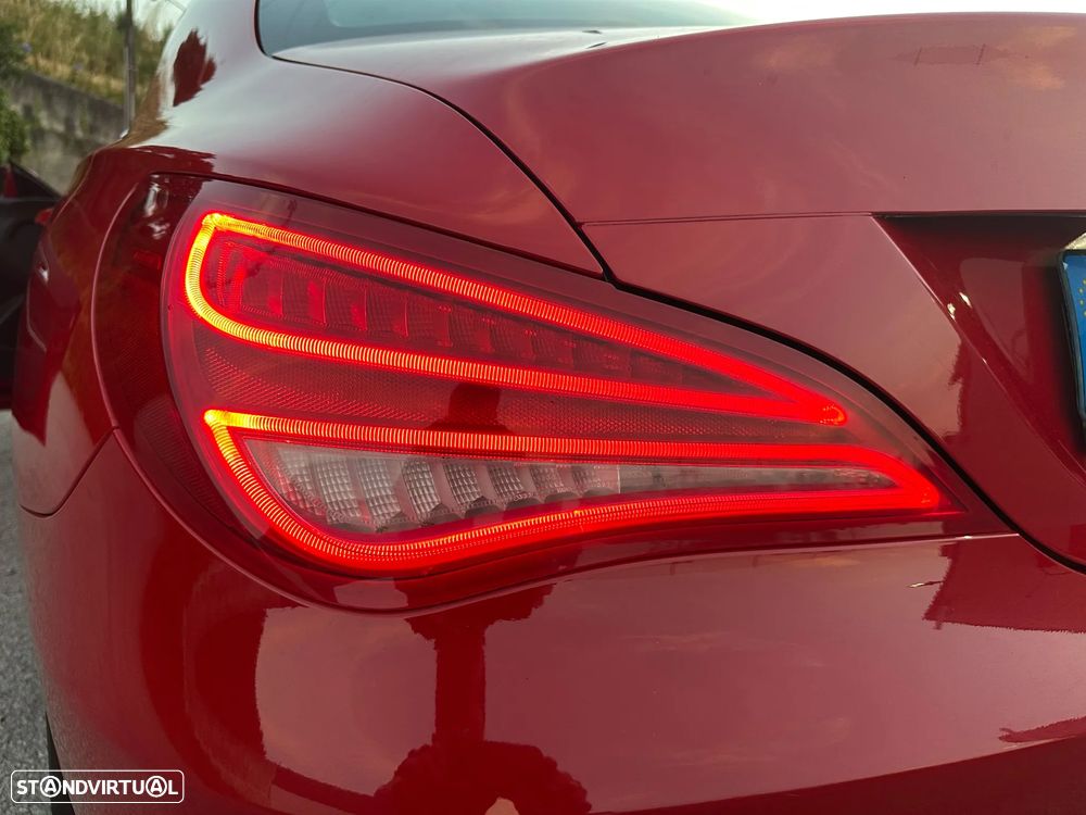 Mercedes-Benz CLA 180 d Urban - 33