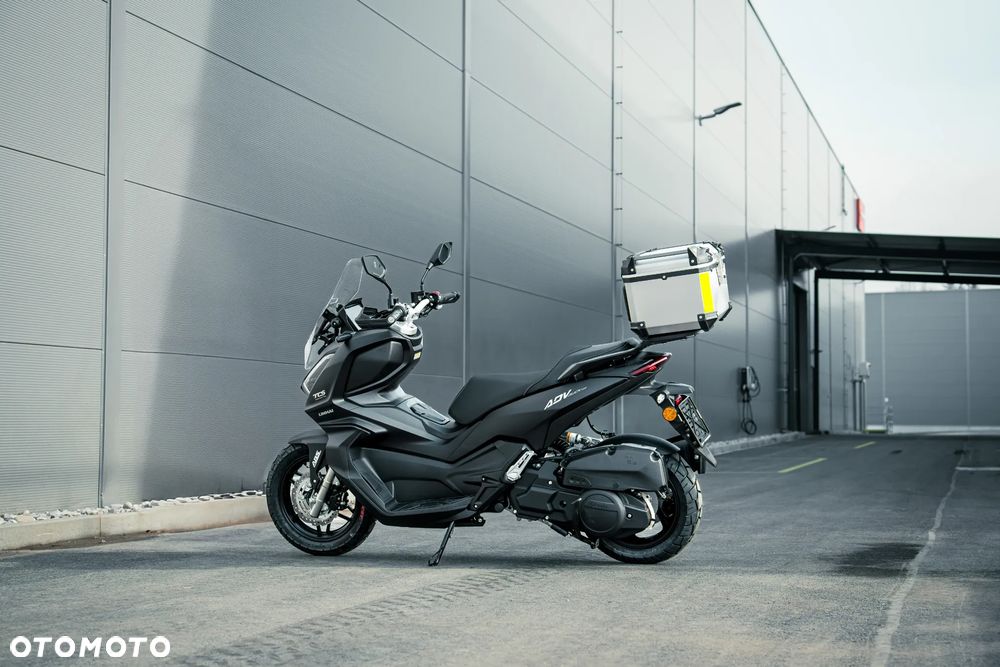 Linhai Scooter - 7