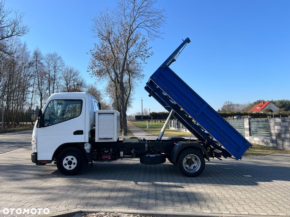 Mitsubishi Canter - 4