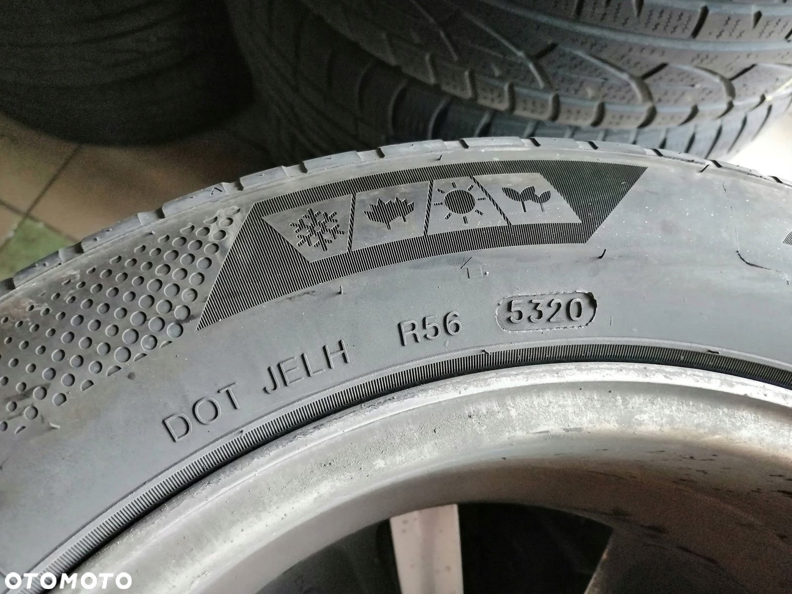 Felgi aluminiowe Dezent 16 5x114,3 ET40 7J 205/55R16 - 7