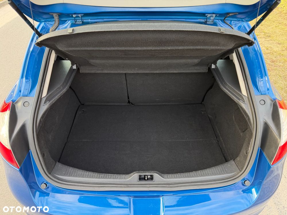 Renault Megane 2.0 140 CVT Luxe - 11