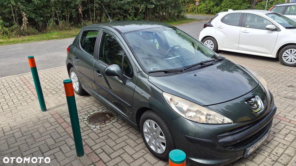 Peugeot 207 1.4 16V Trendy - 2