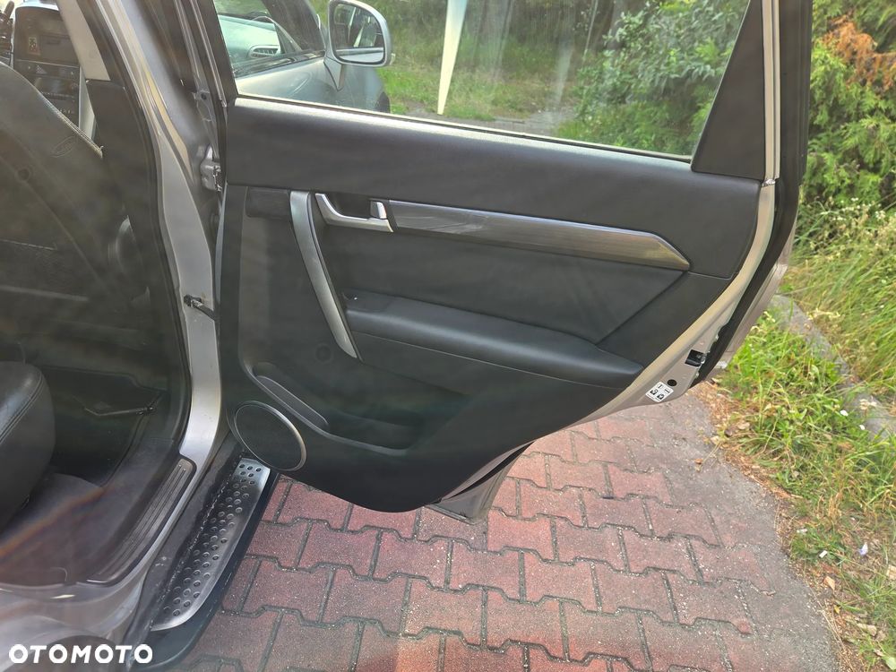 Chevrolet Captiva 3.2 LT high - 12