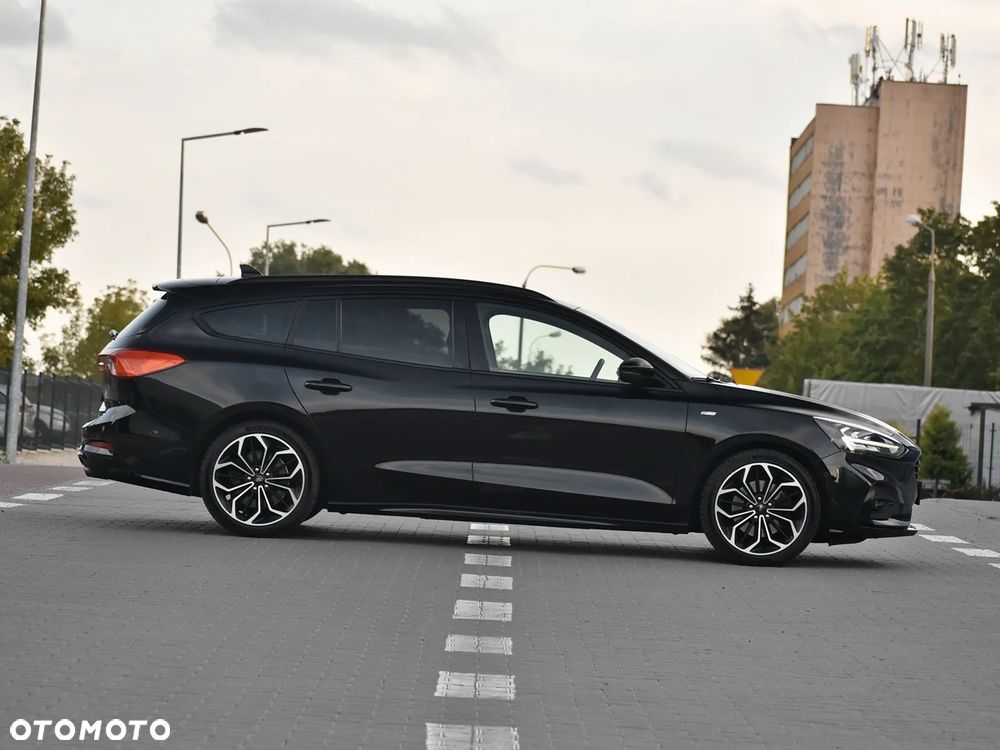 Ford Focus - 8