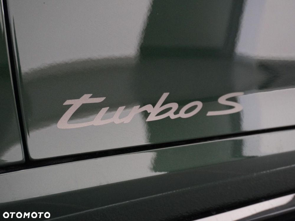 Porsche 911 Turbo S - 13