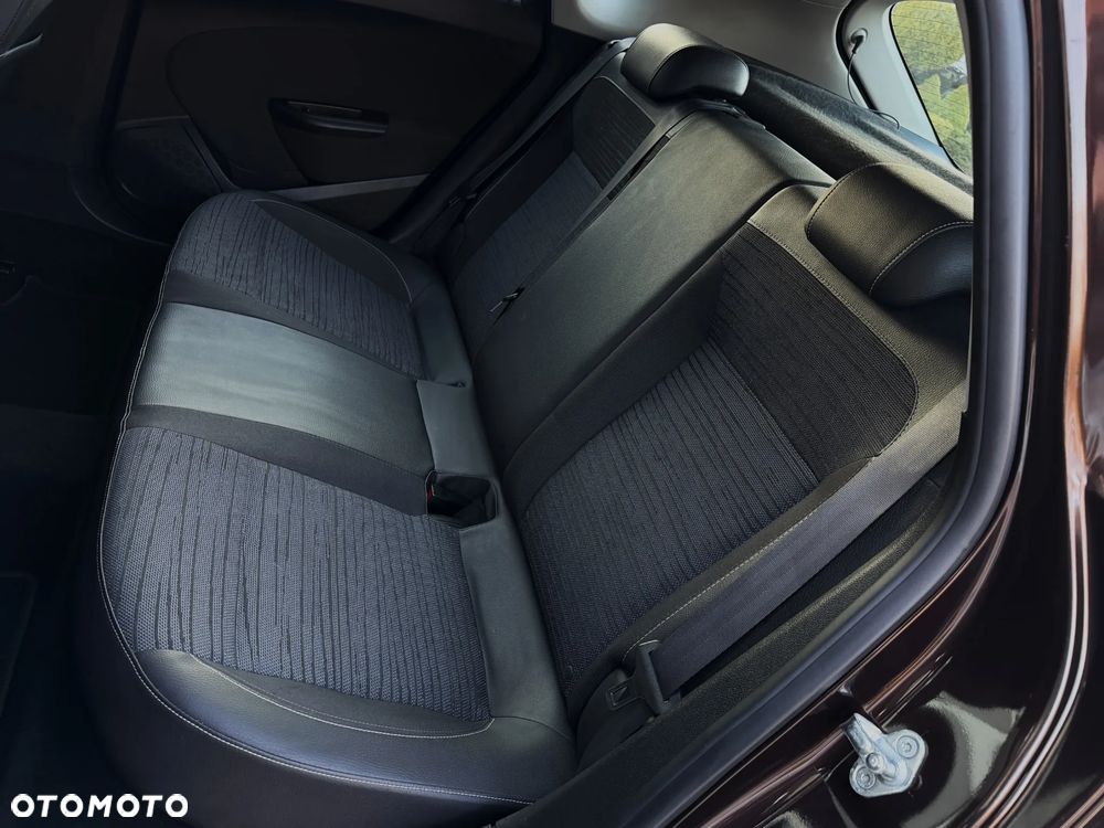 Opel Astra 1.6 Cosmo - 27