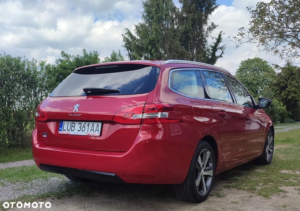 Peugeot 308 1.2 PureTech Allure S&S - 4