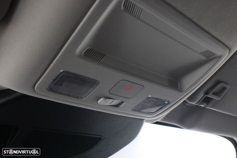 Ford Kuga 1.5 TDCi EcoBlue Titanium — fotografia 24