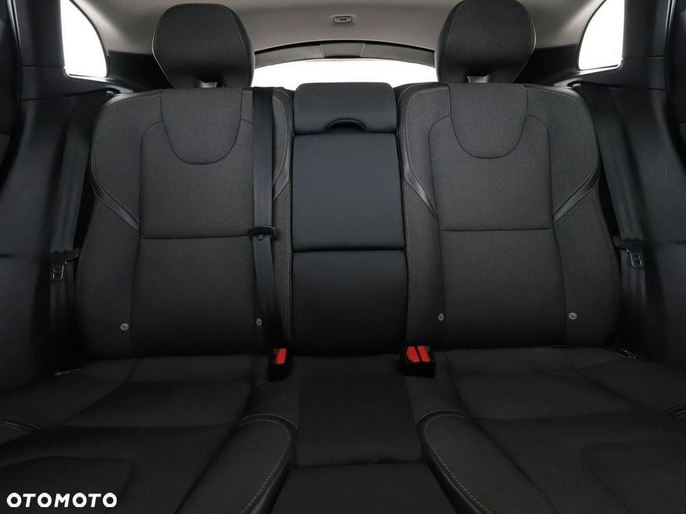 Volvo V40 Cross Country D3 - 19
