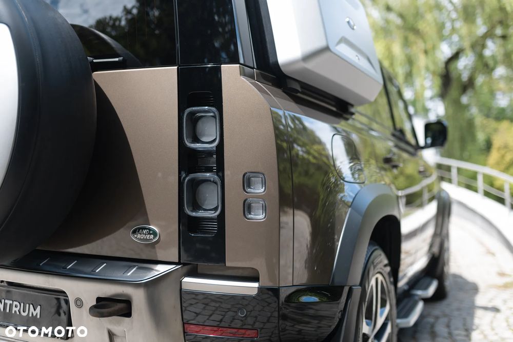 Land Rover Defender 110 3.0 P400 mHEV X-Dynamic HSE - 14