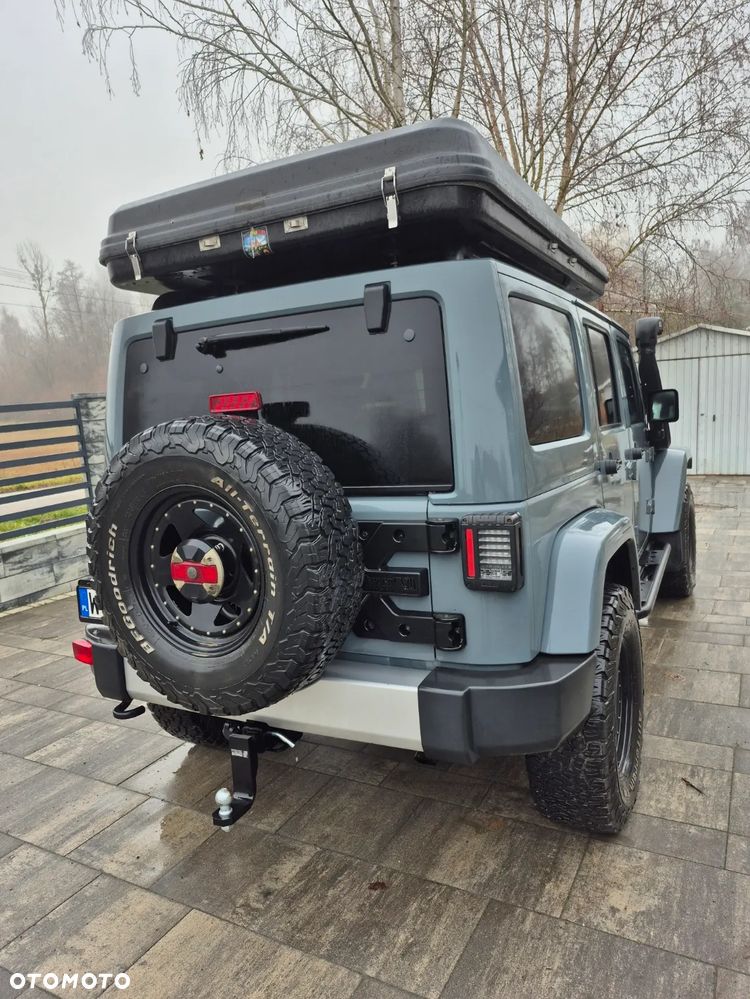 Jeep Wrangler 3.6 Unlim Sahara - 9