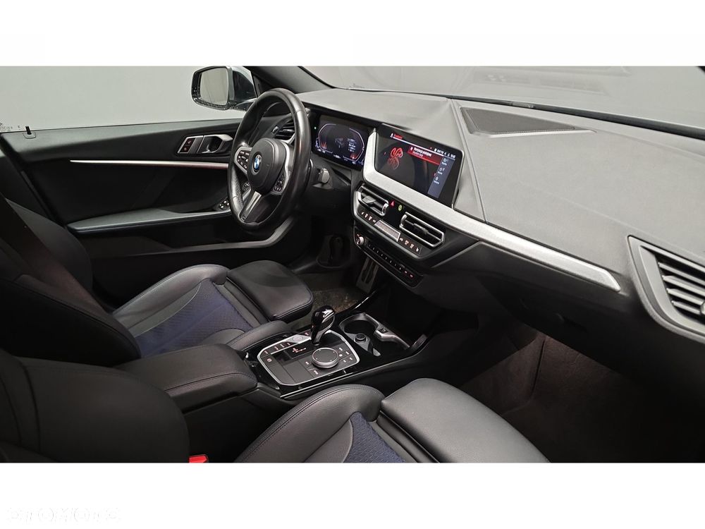 BMW Seria 2 218i M Sport - 27