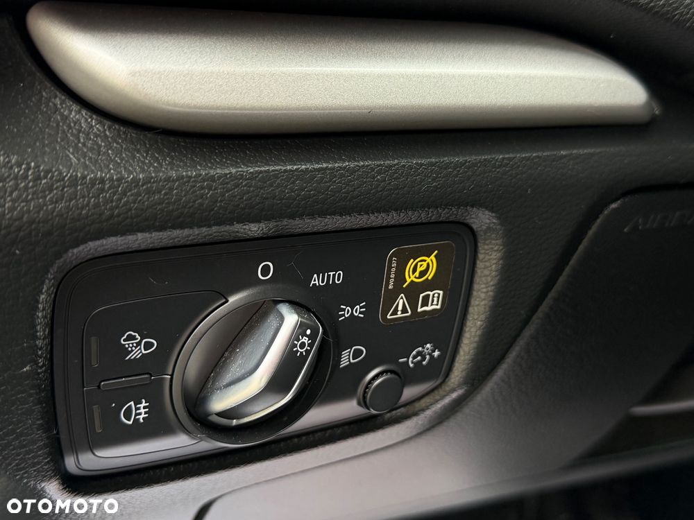 Audi A3 Sportback 1.0 TFSI design - 28