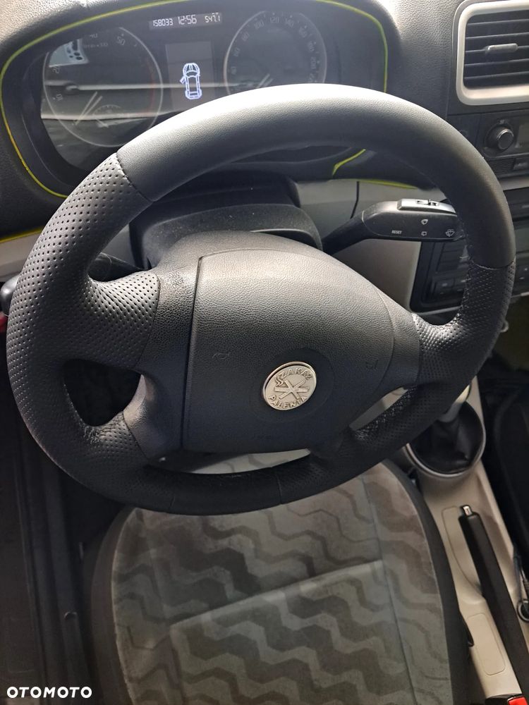 Skoda Roomster 1.6 16V Style - 19