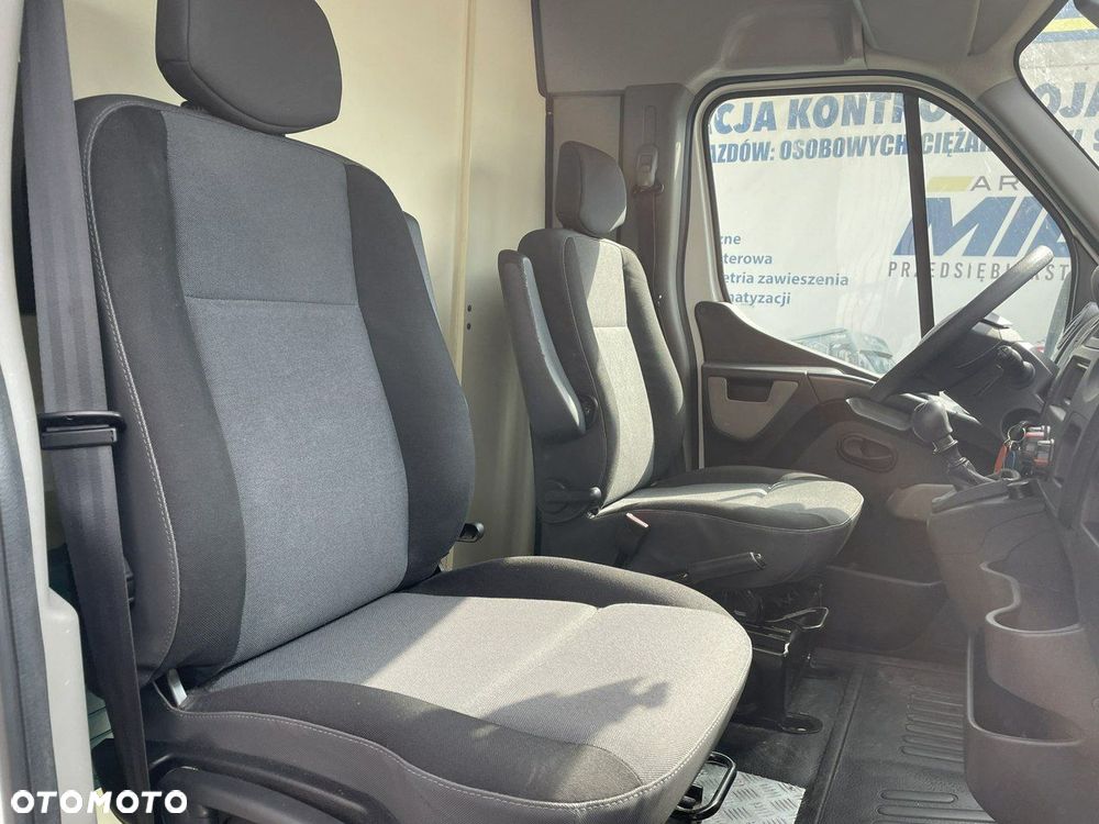 Renault Master - 15