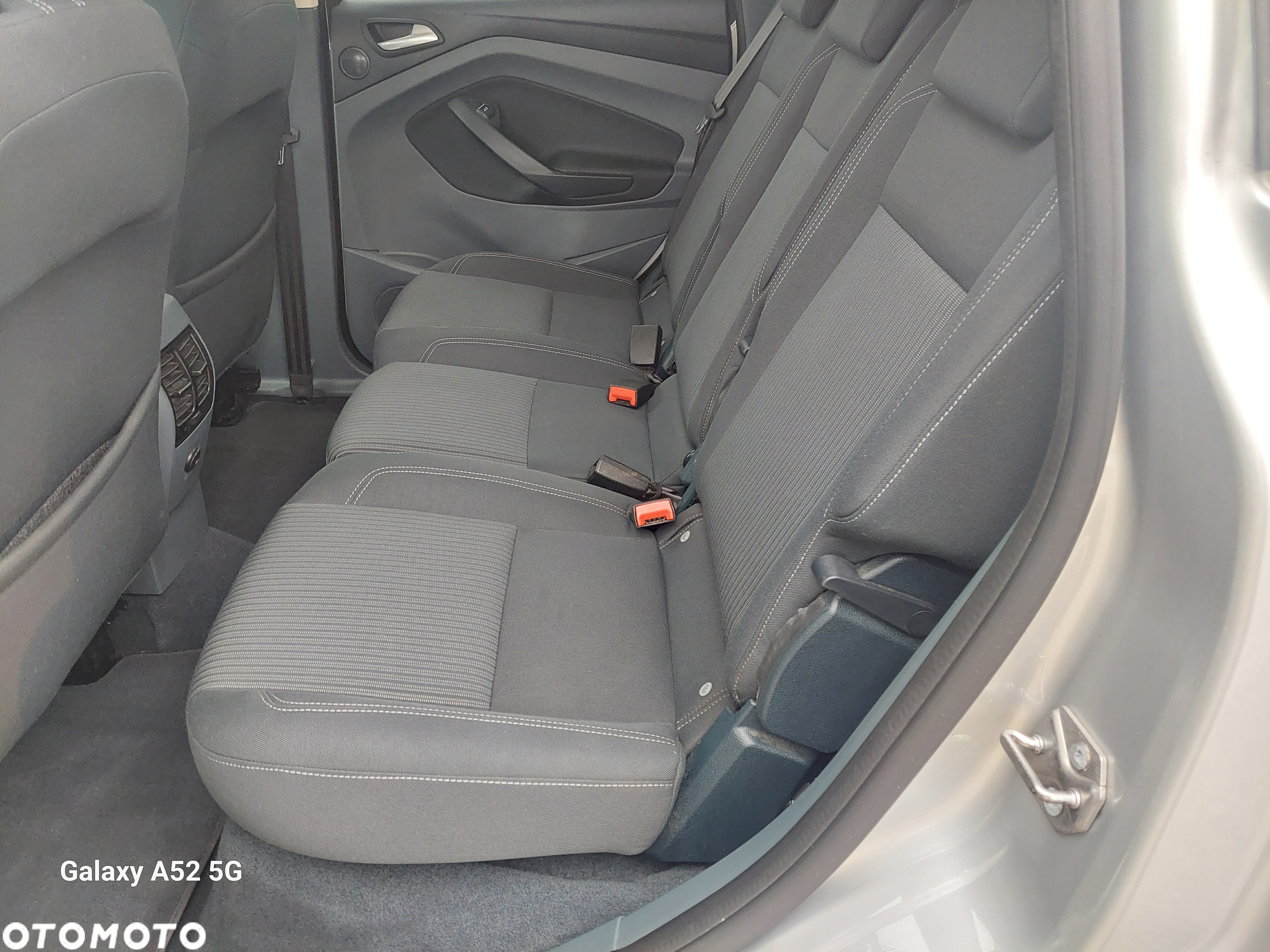Ford C-MAX 1.6 TDCi Titanium - 23