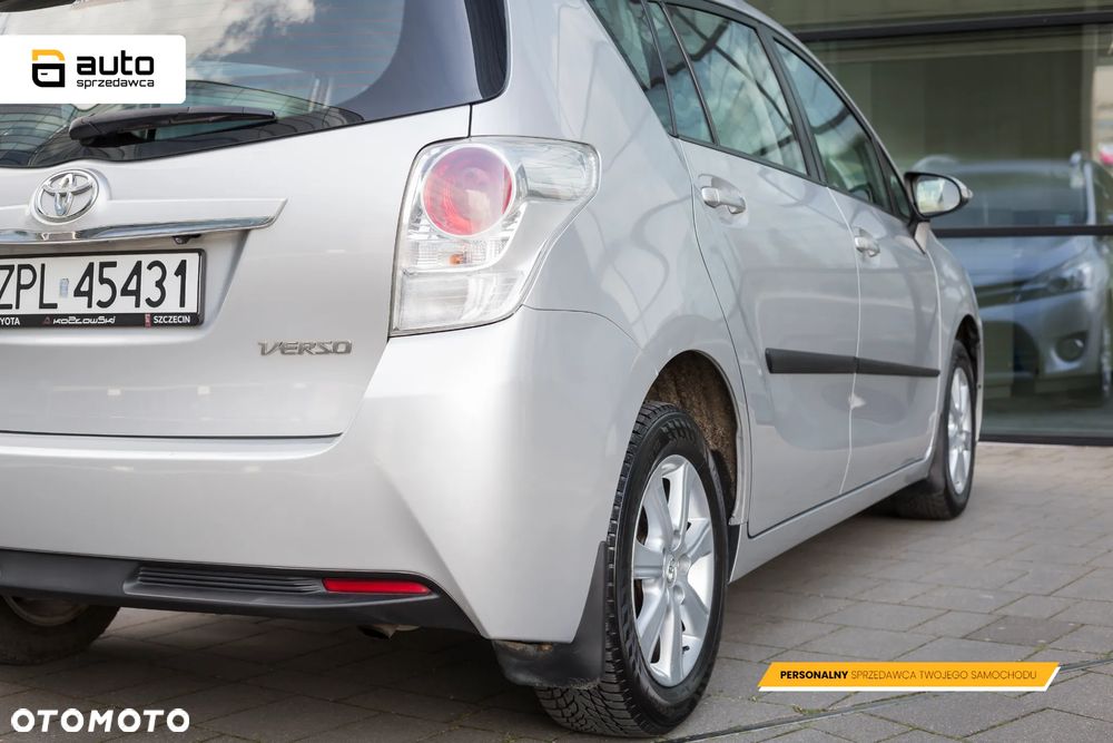 Toyota Verso 1.8 Premium 7os - 17