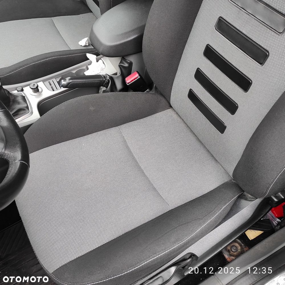 Ford Focus 1.6 TDCi cDPF Trend - 10