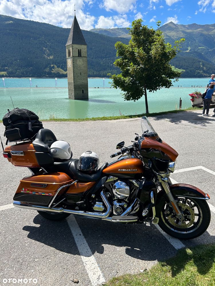 Harley-Davidson FLH Electra Glide